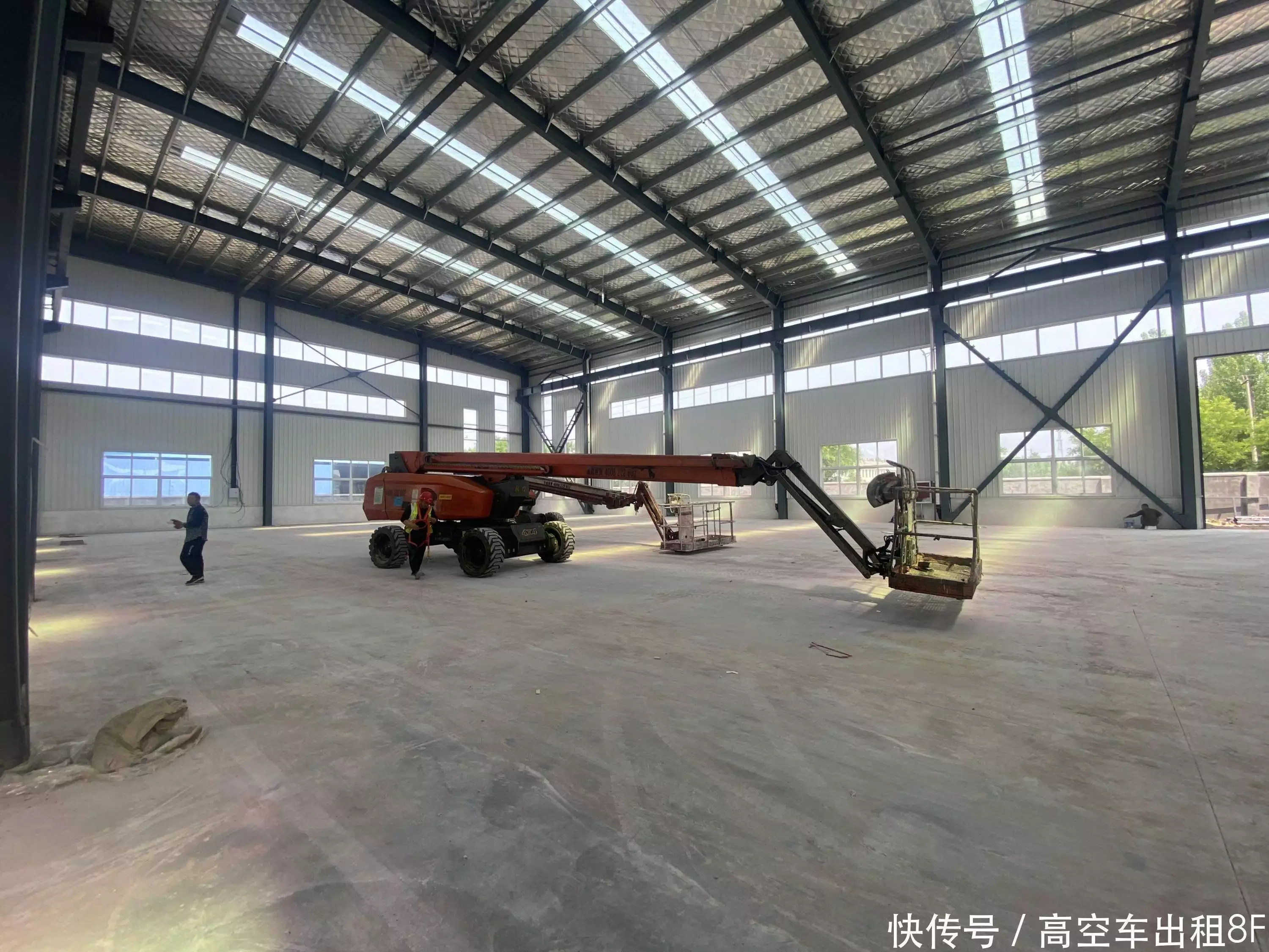 曲臂式升降机租赁_东昌府升降机租赁服务_东昌府升降机租赁