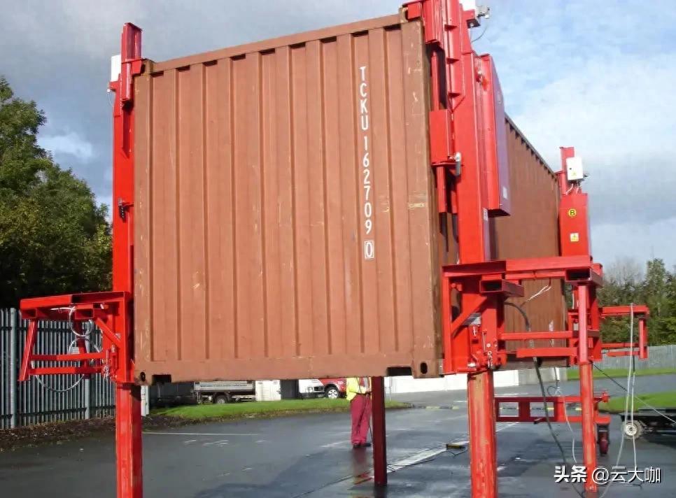 解决方案:太惊人了！在家用废旧材料，竟能做出货梯神兵？