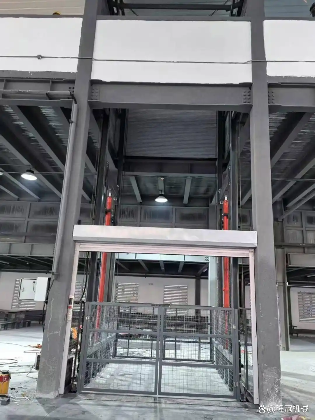千万别乱动！升降货梯钢丝这样换才安全，命只有一条