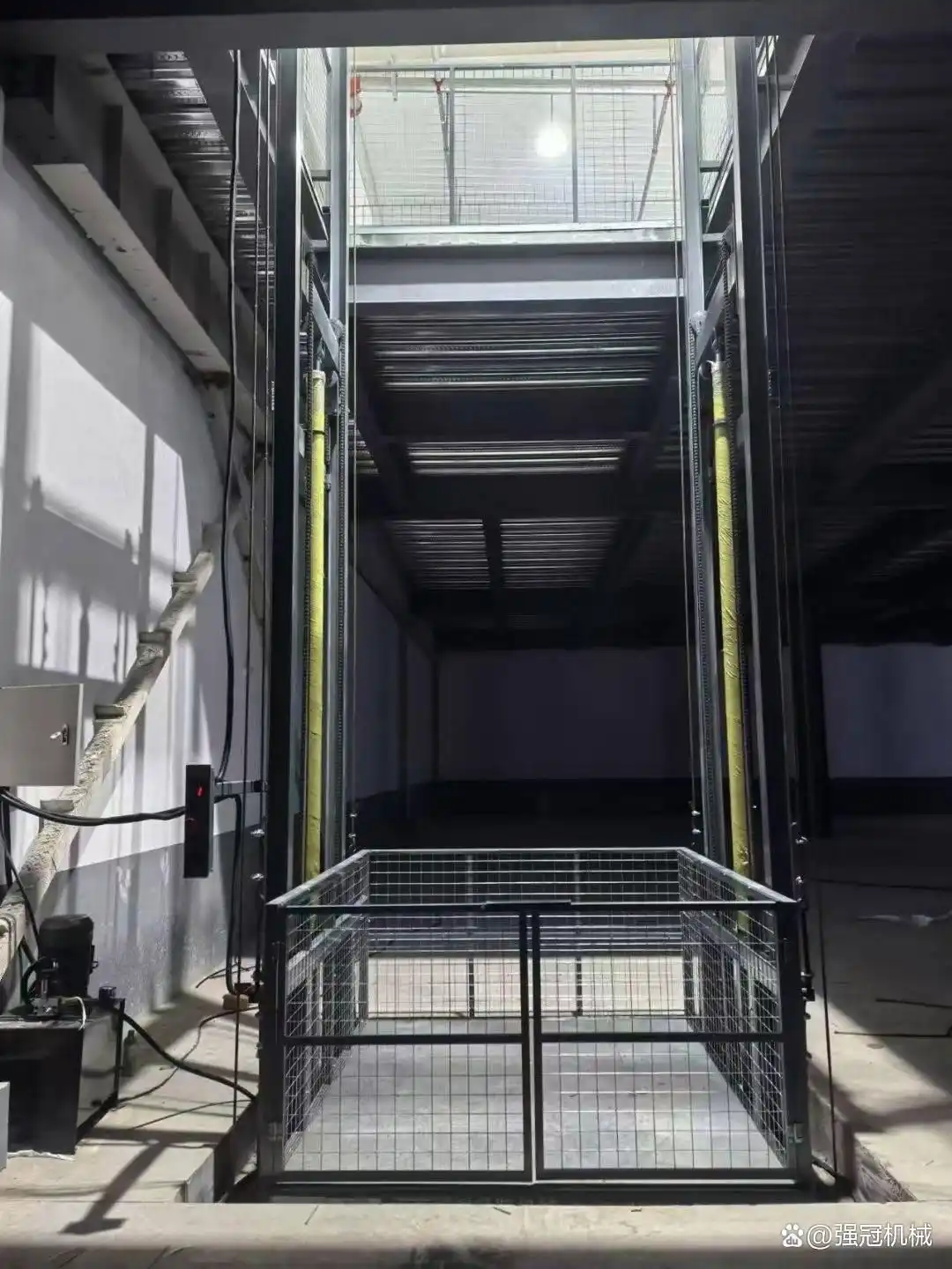 液压升降货梯帕斯卡原理_液压升降货梯能量传递介质_升降货梯的钢丝如何更换